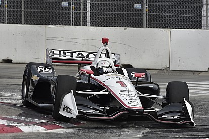 Josef Newgarden vola nel finale e conquista la pole a Toronto