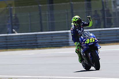 Catat waktu saat akhir, Rossi: Ini soal momentum