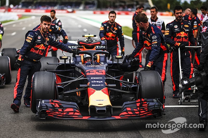 Videó: így kerül Monacóba a Red Bull „főhadiszállása”