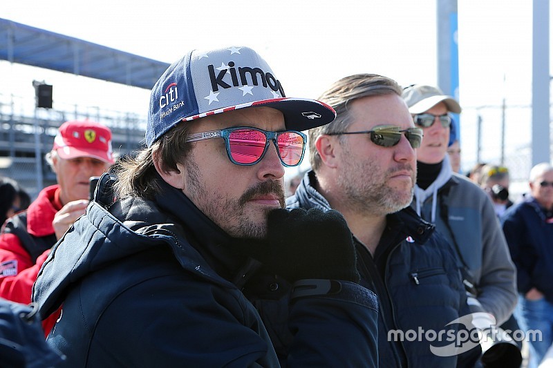 Zak Brown considera a Scott Dixon tan talentoso como Alonso