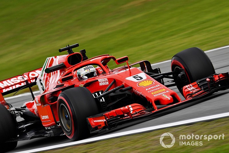 F1, Interlagos, Libere 3: Vettel da record, Hamilton paga un paio di decimi