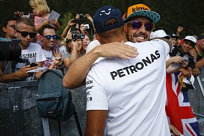 Hamilton: "Alonso es el mejor piloto contra el que he corrido"