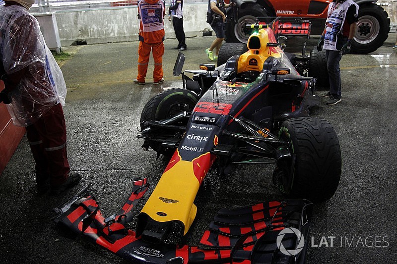 Verstappen: Red Bull'un galibiyet için en iyi şansı Singapur'du