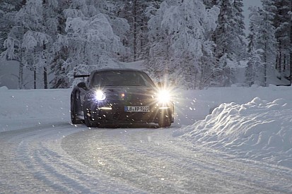 Cinco coches para carreteras con curvas
