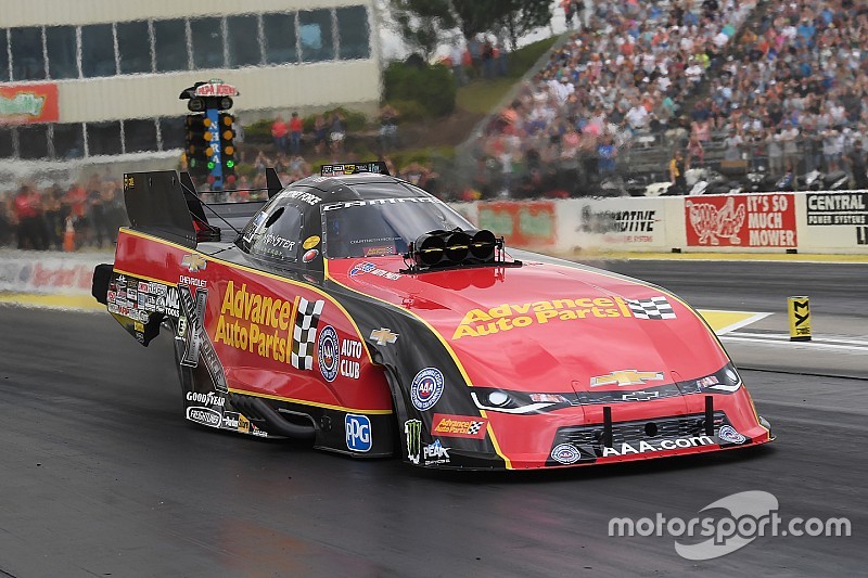 Courtney Force wins rain-delayed Topeka race