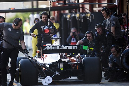 Otro problema obliga a McLaren a cambiar nuevamente su motor Honda