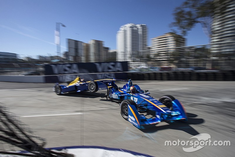 Buemi: “Devo soltanto scusarmi con tutti alla Renault e.dams”