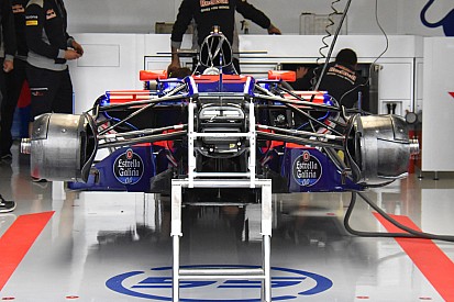 Toro Rosso уличили в попытке заявить на гонку небезопасную машину