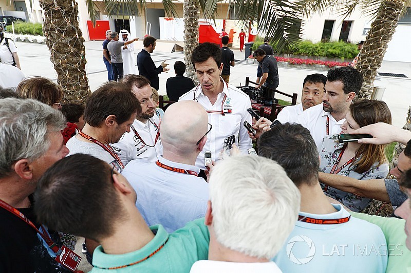 F1チーム、リバティの計画の詳細を黙秘「数カ月内密に議論を行う」