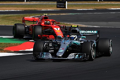 Villeneuve: Raikkonen, Bottas'a çarpsaydı daha az ceza alırdı
