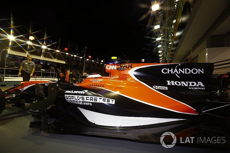Honda señala a McLaren: