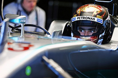 Lauda anggap Wehrlein sebagai pilihan yang berisiko