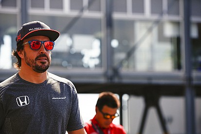 McLaren confirmó la continuidad de Alonso en 2018
