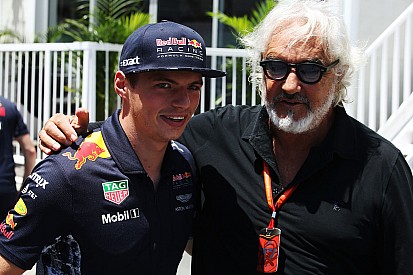Briatore: “Contrataria Verstappen de olhos fechados”