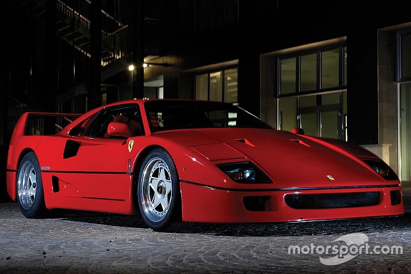 F40などスーパーカー20台が鈴鹿サウンド・オブ・エンジンに集結