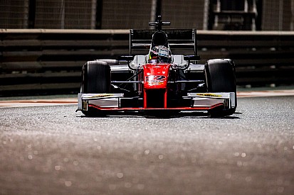 Колишній тест-пілот Manor Кінг повертається до GP2