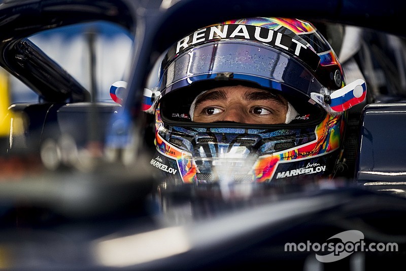 Markelov: Toro Rosso/Red Bull genç sürücülerin kariyerini mahvediyor
