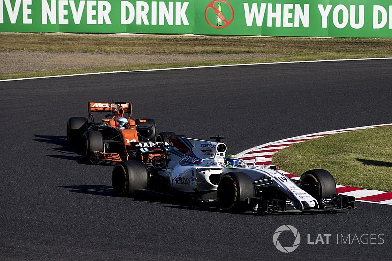 Massa diz por que ficou entre duelo de Verstappen e Hamilton
