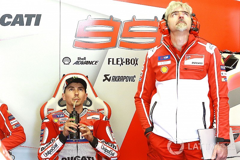 Lorenzo abaikan team order, Ducati: Itu saran, bukan perintah
