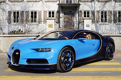 Video: Eerste Bugatti Chiron-exemplaren afgeleverd in Monaco