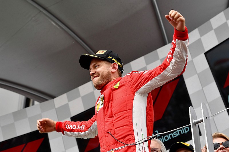 Vettel in testa 207 giri con la Ferrari, Hamilton solo 84 con la Mercedes