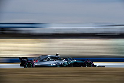 Hamilton rekent op spannende strijd: "Kleine verschillen"