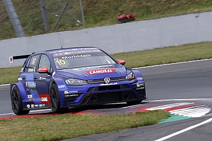 Морбиделли одержал две победы на этапе TCR