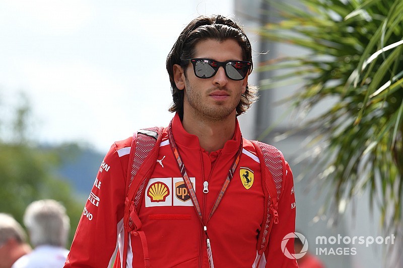 Sauber, Giovinazzi konusunda Ferrari'nin kararını bekliyor