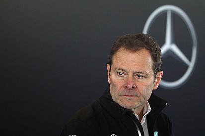 Mercedes teknik yapılanmaya gidiyor, Aldo Costa görevinden ayrıldı