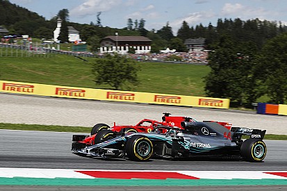 Vettel, Raikkonen'e takım emri verilmemesinden memnun