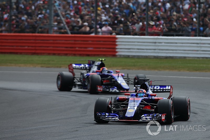 Tost: Silverstone kazasında Sainz da Kyvat da suçlu