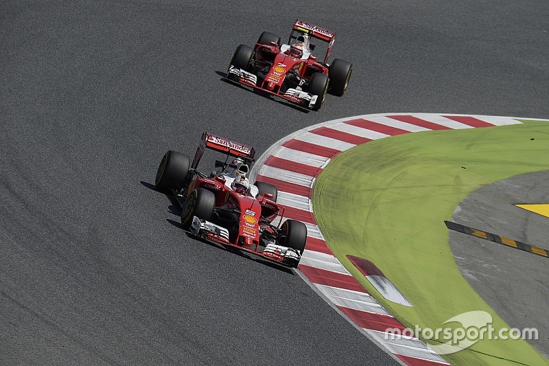 Ferrari не поспішає ставити на Райкконена