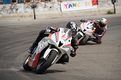 UASBK, Аматори: Макуха виграв другу поспіль гонку початківців