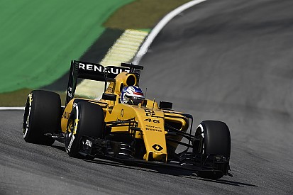 Renault ingin perluas peran Sirotkin di F1
