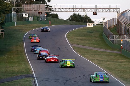 A Imola si scaldano i motori per la terza gara della Carrera Cup Italia