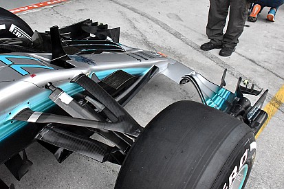 Japánban már Hamilton is használja a Mercedes új aerocsomagját