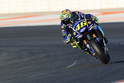 VIDEO: Kecelakaan Rossi pada tes Valencia hari pertama