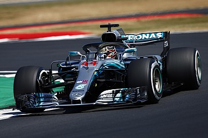 Britanya'da günün pilotu Hamilton