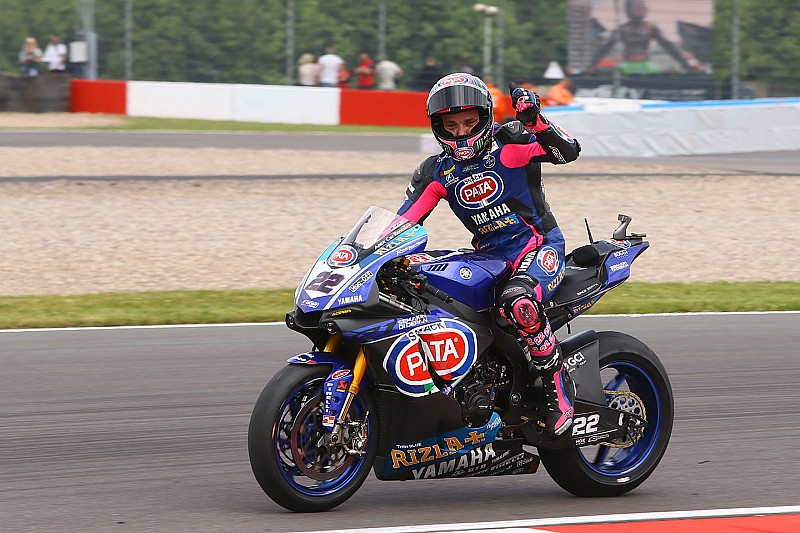 WSBK, Брно: Yamaha здобула дубль у недільній гонці, яку виграв Лоус