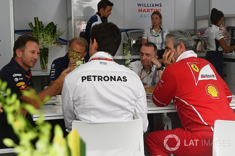 Chefes de equipes pedem esclarecimentos sobre futuro da F1