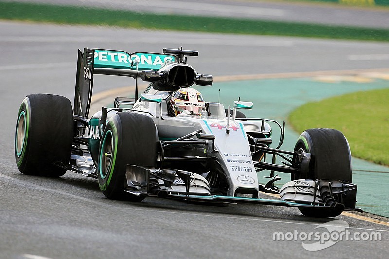 Melbourne, Libere 1: Hamilton in vetta prima della pioggia