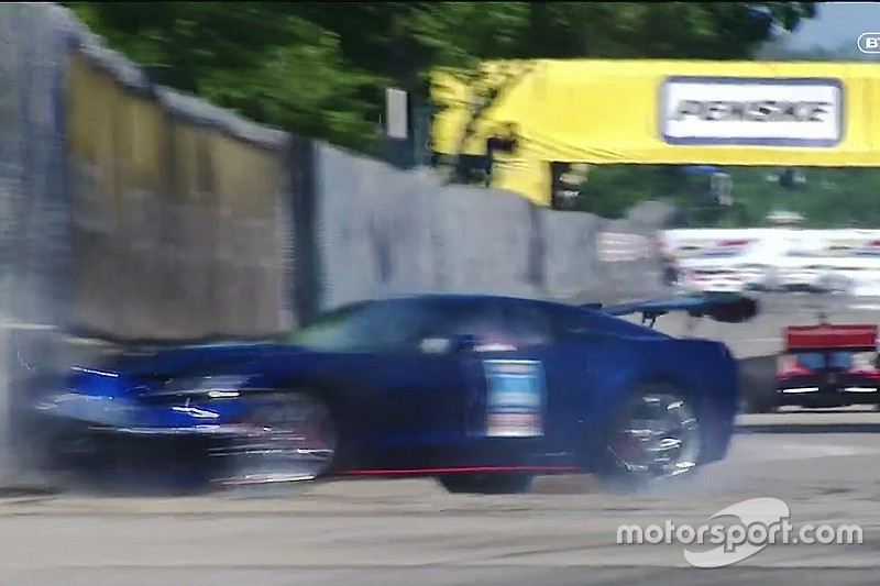 VÍDEO: Pace Car bate no muro em prova da Indy
