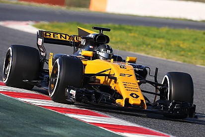 FIA змусила Renault дещо змінити своє заднє антикрило