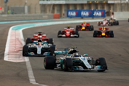Para Mercedes, tres motores por año "no es una ciencia nueva"