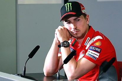 Lorenzo's "bad days" will hurt title fightback - Crutchlow