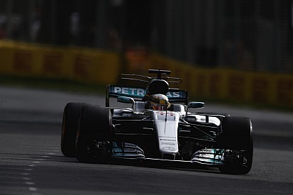 Hamilton, "aliviado" por la mejora de Mercedes desde los test