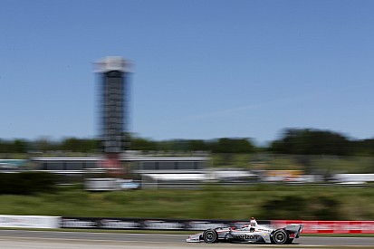 Power logra el mejor tiempo en la primera práctica en Barber