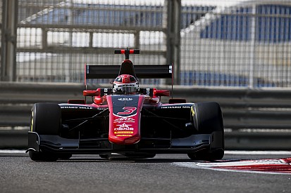 Abu Dhabi GP3: Russell follows F1 run with pole position
