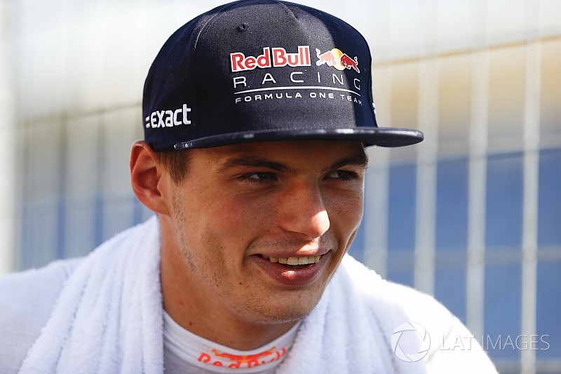 Webber cree que Verstappen genera desconfianza en Red Bull