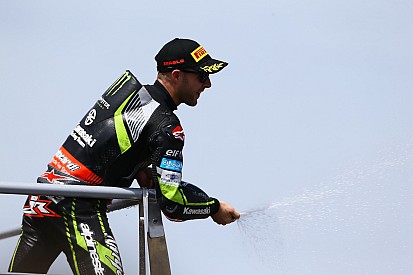 WSBK, Ассен: першу гонку вікенду виграв Рей